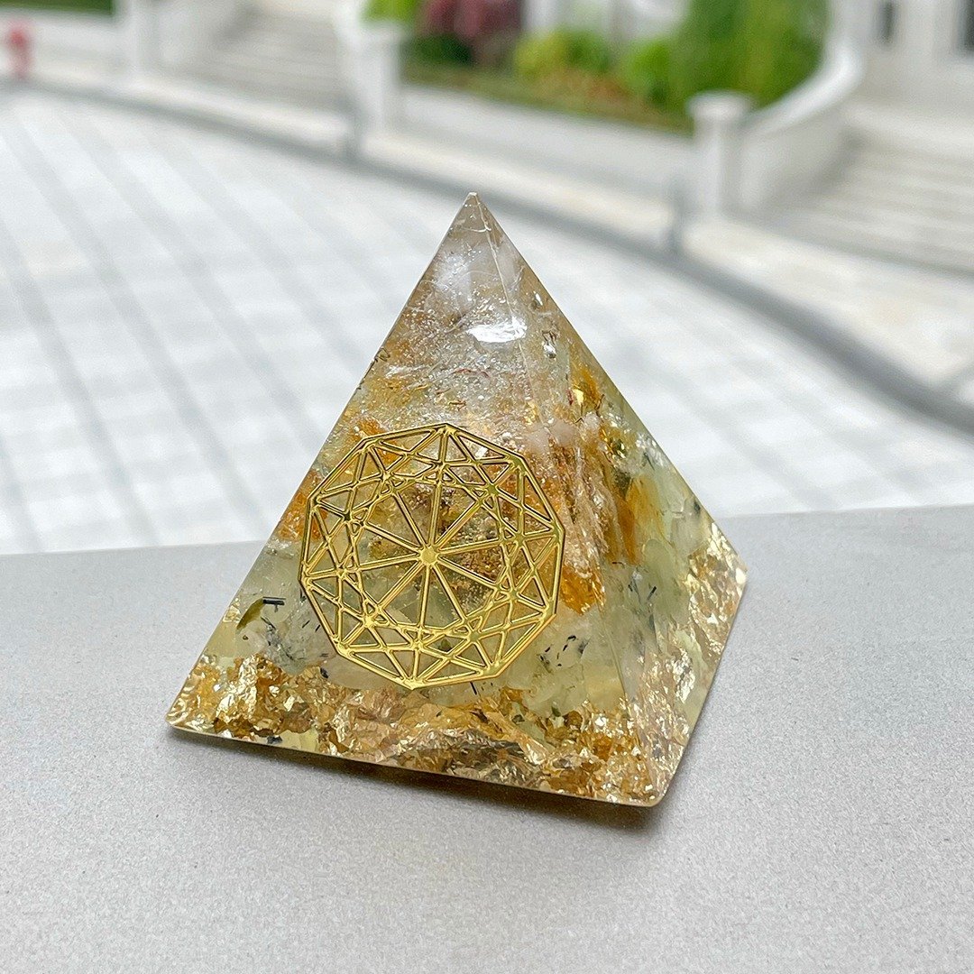 【黄水晶+葡萄石】奥根能量塔Orgonite (6cm/5cm/4cm) - 摆饰 - 水晶 