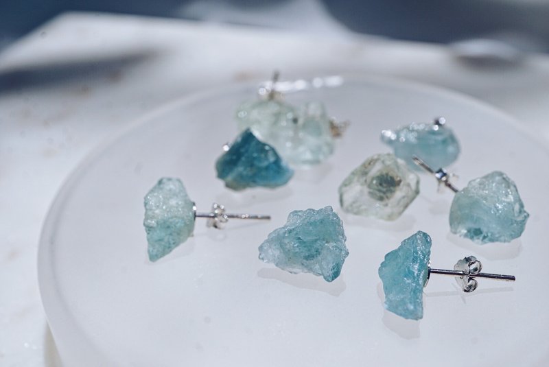 海蓝宝925纯银耳环 - 耳环/耳夹 - 宝石 蓝色