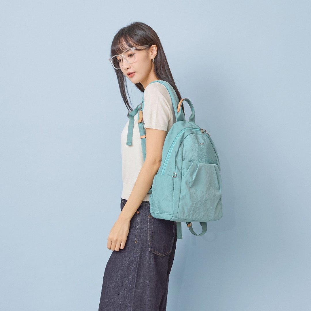 (蒂芬妮蓝)轻盈纸感甜美系休闲旅行后背包(小款)33570 - 后背包/双肩包 - 尼龙 