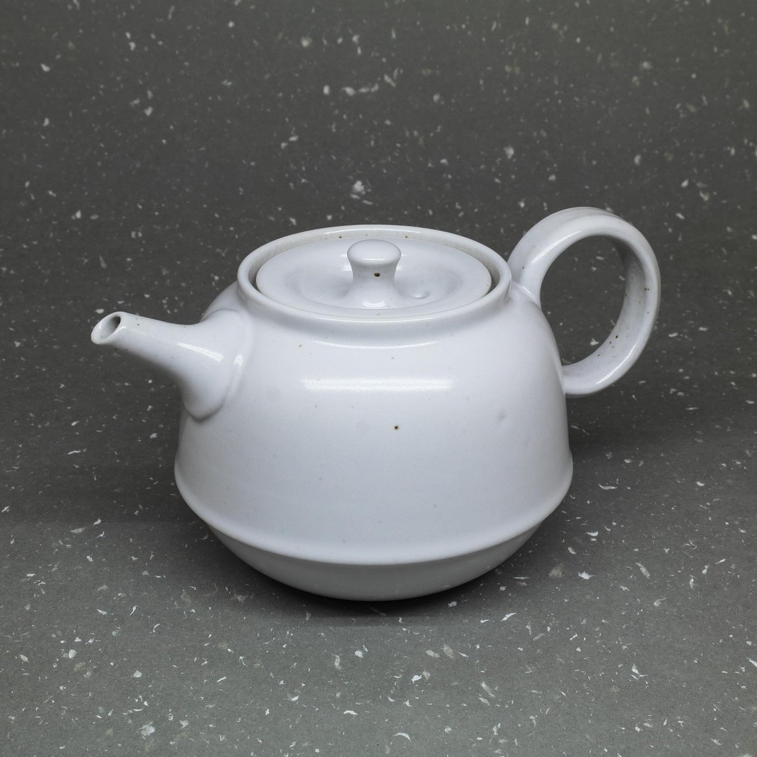 润白釉 钟形 正把 茶壶 手作陶艺 茶道具 - 茶具/茶杯 - 陶 白色