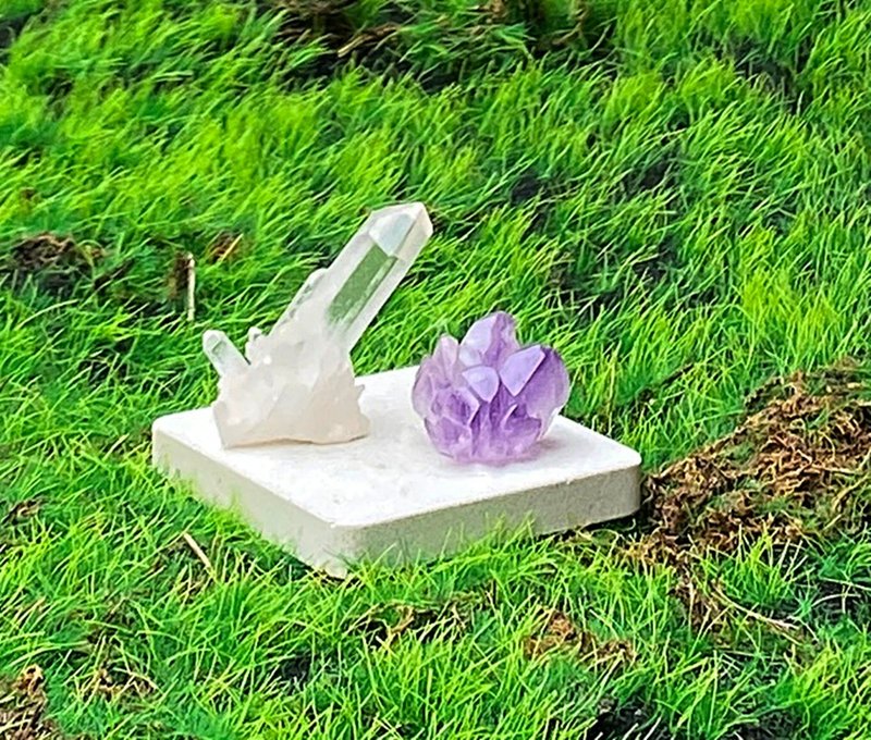能量摆饰-天然原矿可爱小白水晶柱 紫晶骨干晶花套组 疗愈 开运 - 摆饰 - 水晶 多色