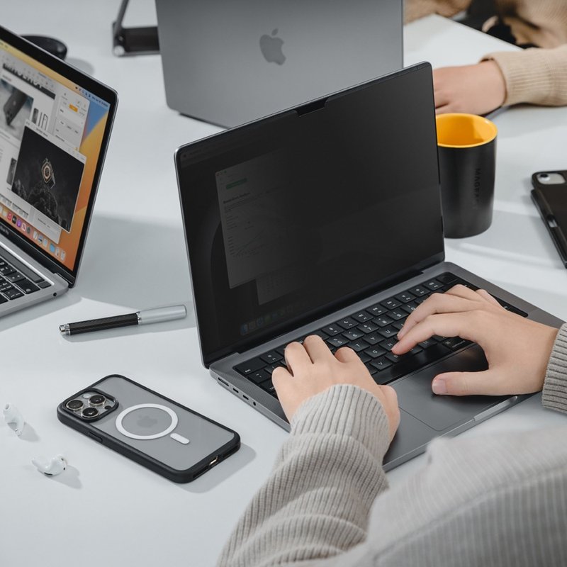 GUARD MacBook 磁吸式防窥膜 PRIVACY 笔电防窥膜 - 电脑配件 - 塑料 