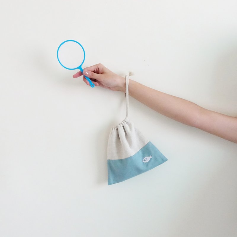 夏日祭典 捞金鱼束口袋 - 化妆包/杂物包 - 棉．麻 白色