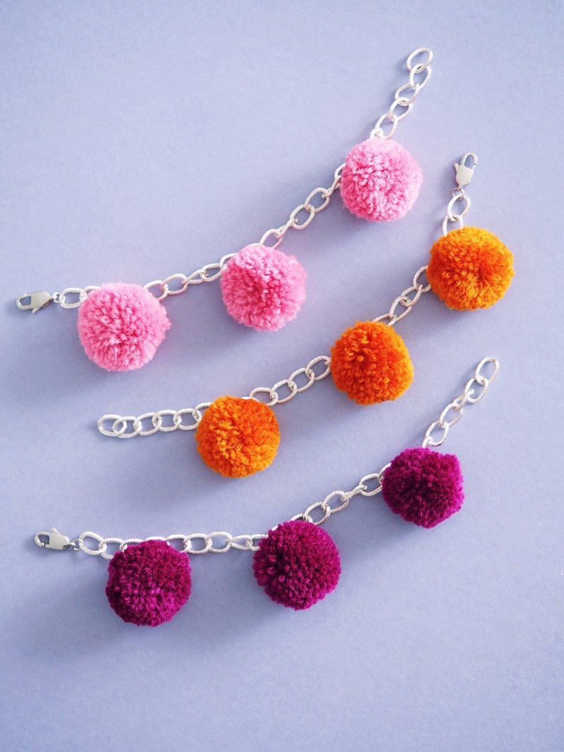 Pom pom bracelet / Colourful cute cotton ball bracelet  - 手链/手环 - 绣线 多色