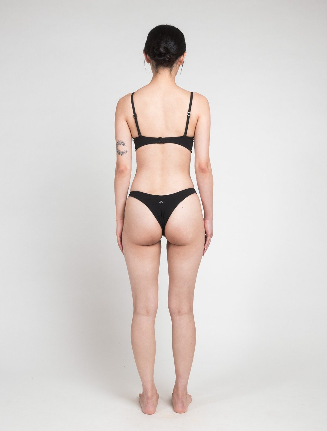 Black 经典黑 / 泡泡纱 高衩下裤 / Bottom - 女装泳衣/比基尼 - 其他材质 黑色