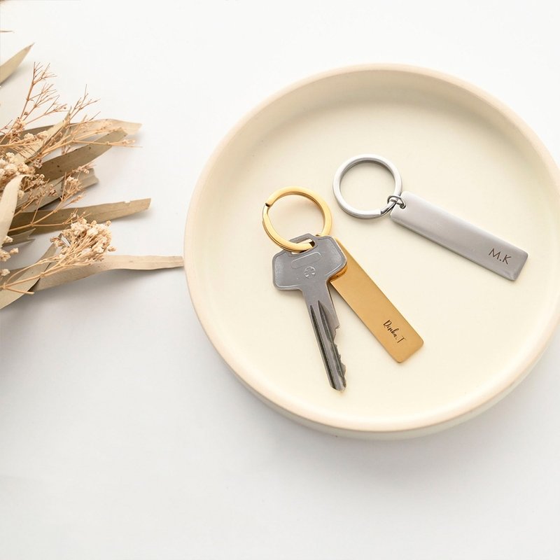 【 牌式钥匙圈 刻字 】 钥匙圈 席位卡 礼物 刻印 文字 姓名无料 HU01U - 钥匙链/钥匙包 - 不锈钢 金色