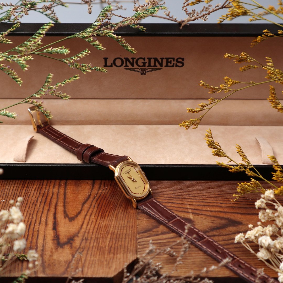 1970's LONGINES 浪琴表 高级长型宝石机心石英古董表 - 女表 - 其他金属 