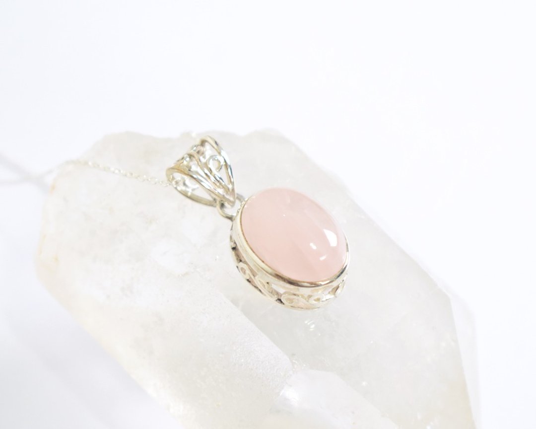 Transparent pink rose quartz pendant top - 项链 - 石头 粉红色