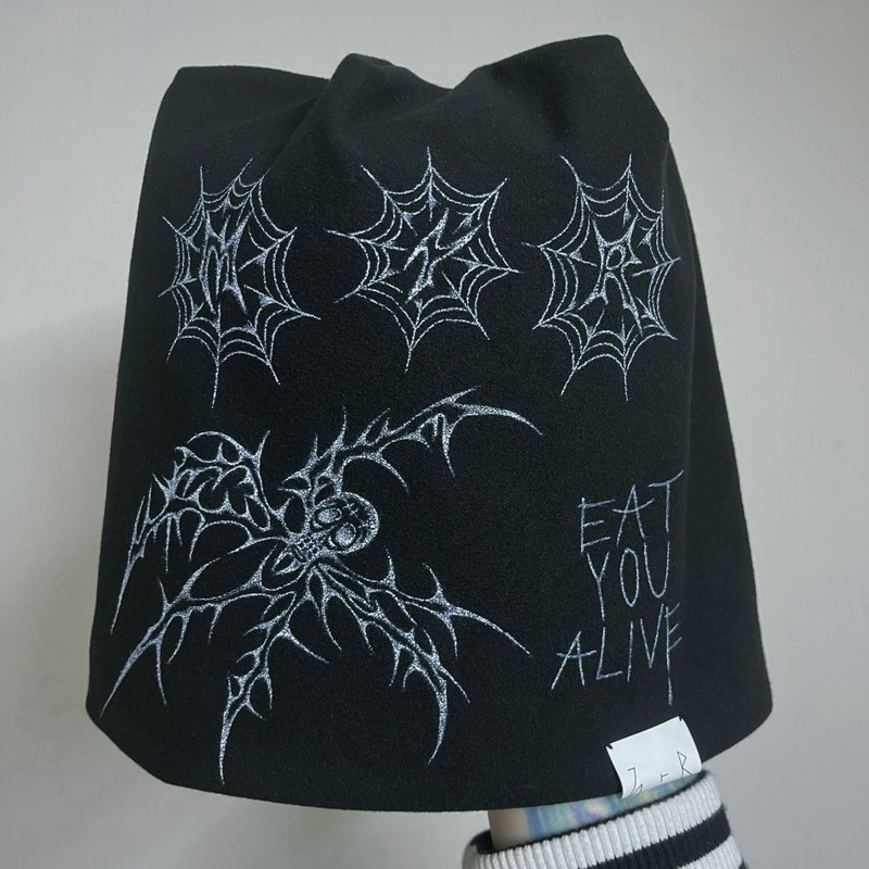 MrR 骷颅蜘蛛 cybersigilism 赛博符印主义图腾手绘毛帽堆堆帽 - 帽子 - 聚酯纤维 黑色