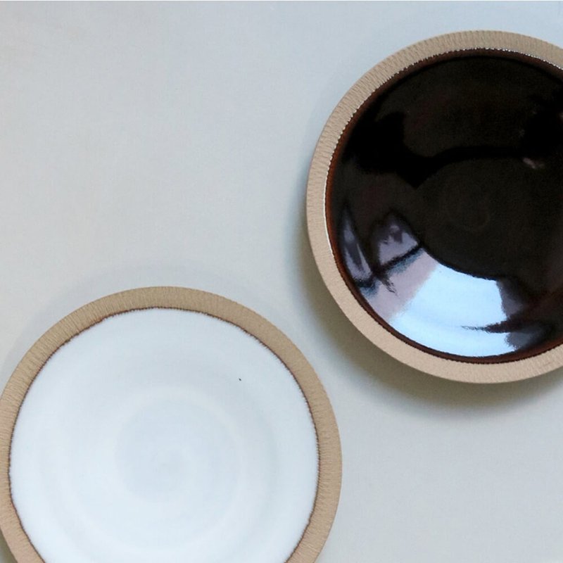 小石原器皿 小石原器皿中盘 20厘米 煎饼盘 糖果釉 白釉 单K - 盘子/餐盘/盘架 - 陶 白色