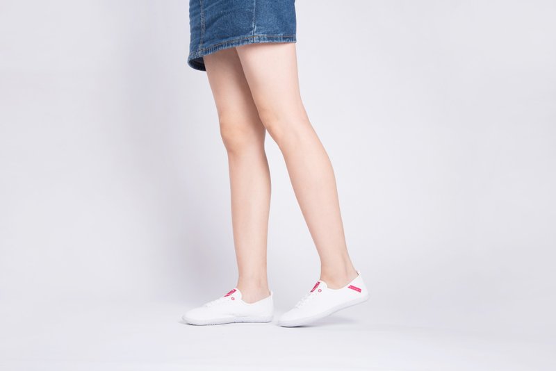 宝特瓶制休闲鞋  Baltik 经典版型  白/桃红  女生款 - 女款休闲鞋 - 环保材料 白色