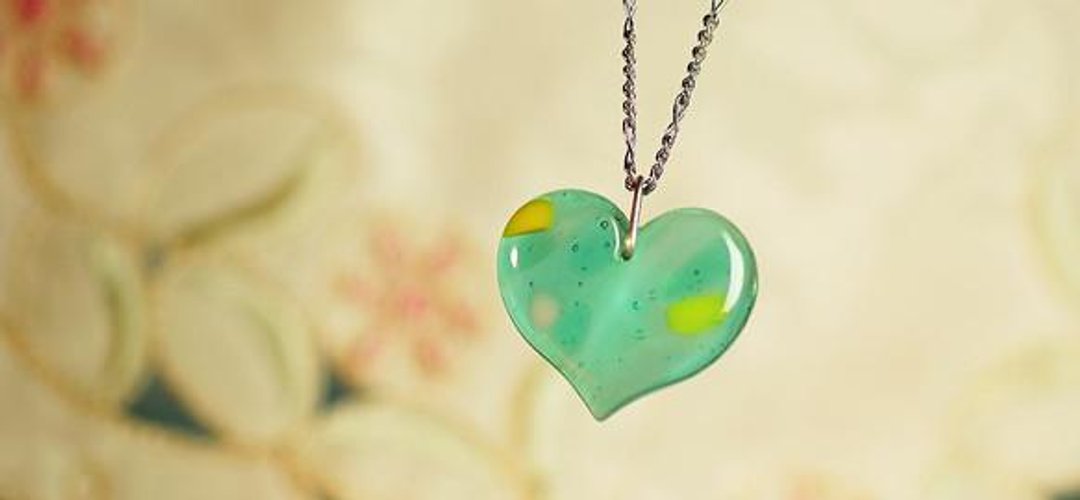Heart, softly ... - 项链 - 其他金属 