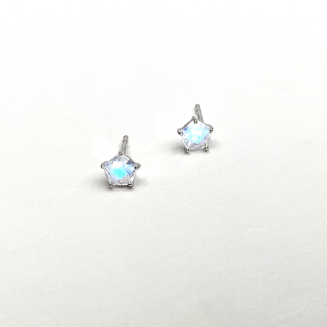 星形天然月光石925纯银耳环 - 耳环/耳夹 - 宝石 银色