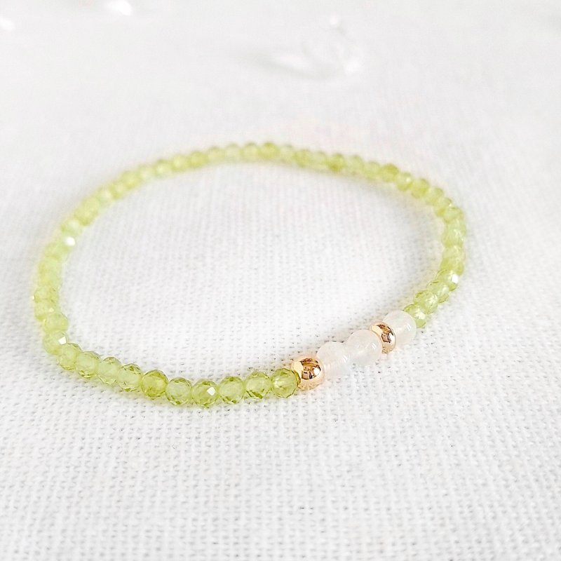 月亮石 橄榄石 简约水晶手链 | 招贵人 旺人缘 吸引丰盛 招财 - 手链/手环 - 水晶 绿色