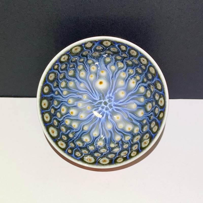 孔雀开屏圆杯 / 邱毓宁 / 莺歌烧 / A41 - 茶具/茶杯 - 瓷 多色