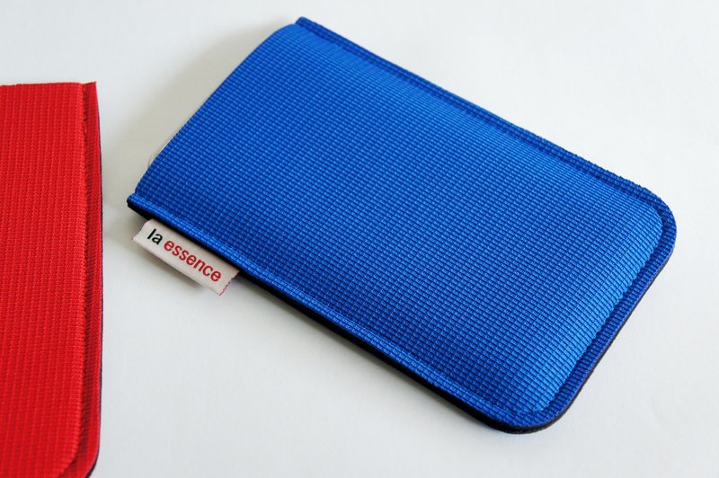 la essence 台湾精品 LE-1315SP iPhone 17 17Pro 5-6寸 手机护套 - 手机壳/手机套 - 防水材质 