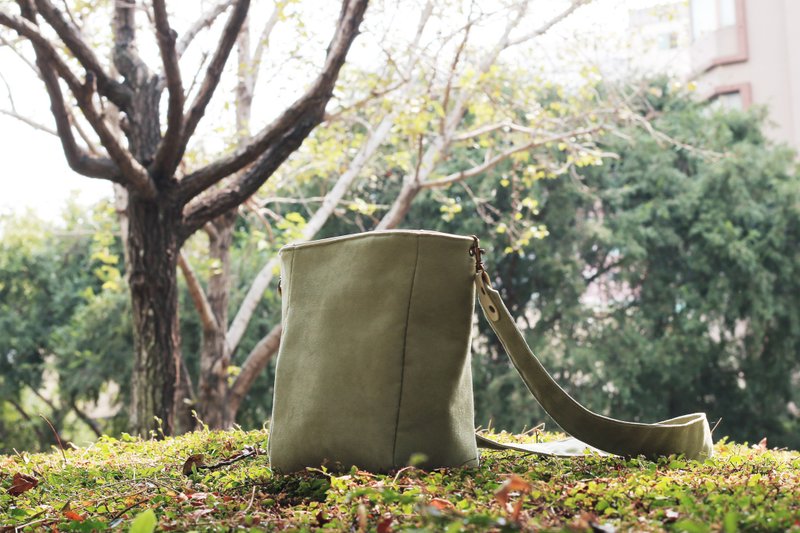 Chez。城市系列设计师亲制包款   小方诺依 - 侧背包/斜挎包 - 聚酯纤维 多色