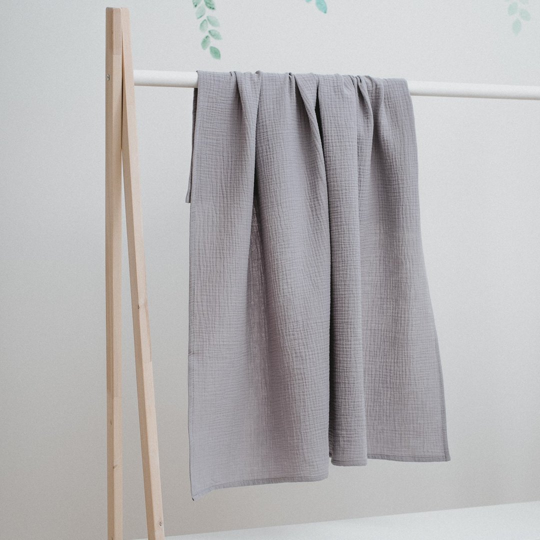 Grey Muslin Baby Swaddle - Newborn Blanket - Baby Shower gift - 婴儿床上用品 - 棉 灰色