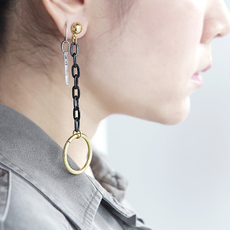 Dangle Hoop Earrings, Drop hoop earrings, Gold Hoop Earrings, Geometric Hoop Earrings, Circle Earrings, Long circle earrings, Dangle & Drop Earrings - 耳环/耳夹 - 其他金属 金色