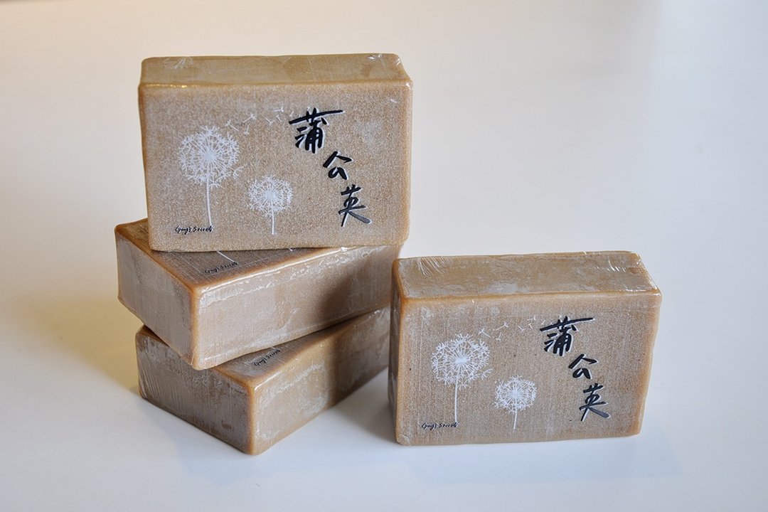 宫之秘 蒲公英洁颜皂四入 | 120g 天然中草药手作皂 - 脸部清洁/卸妆用品 - 植物．花 
