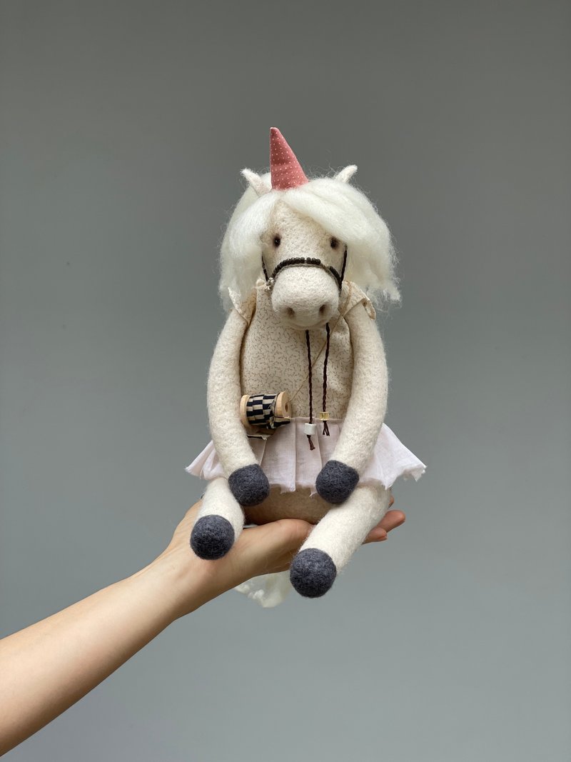 针毡羊毛雕塑独角兽 - 其他 - 羊毛 白色