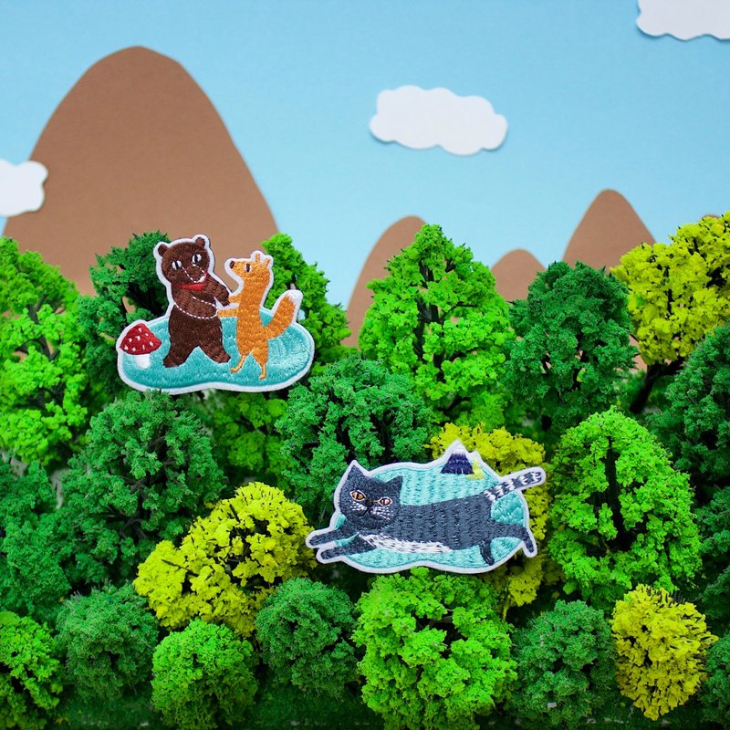 The.Playing.Forest 绣花别针 / 胸针 / 大号 - 胸针 - 绣线 多色