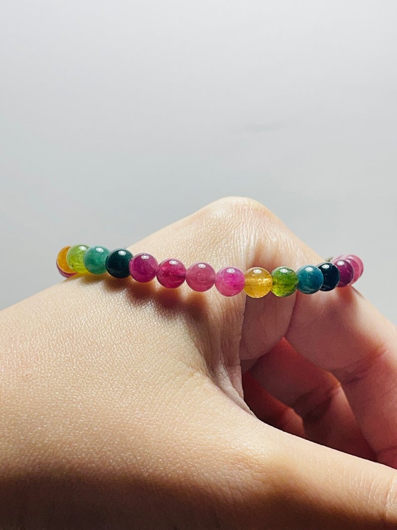 彩虹碧玺|亲爱的我把彩虹戴在手上了、手串、手围16cm、天然碧玺 - 手链/手环 - 半宝石 