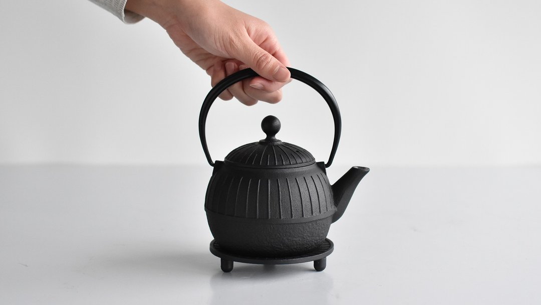 铸铁茶壶【千草】(茶壶+瓶敷) - 茶具/茶杯 - 其他金属 