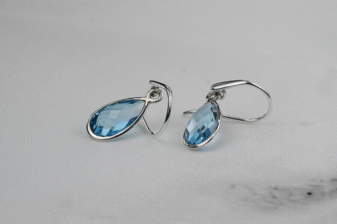 表达。拓帕石耳环 ∣ Topaz Earrings (#TPUNR8) - 耳环/耳夹 - 宝石 蓝色
