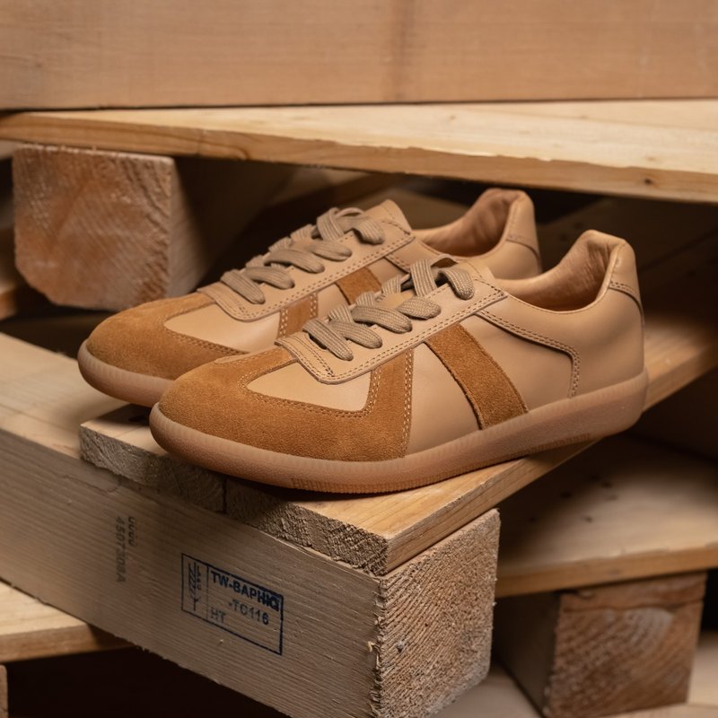 德训鞋_卡其 女版35-44 - 女款休闲鞋 - 真皮 卡其色