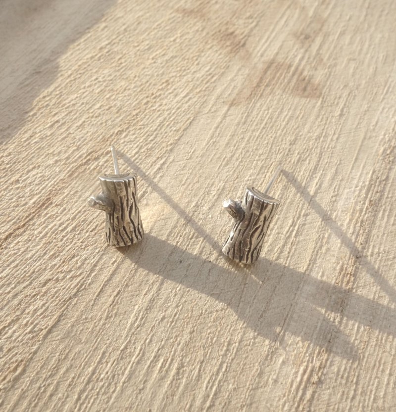 -小树干- 纯银耳环(一入) - 耳环/耳夹 - 其他金属 银色