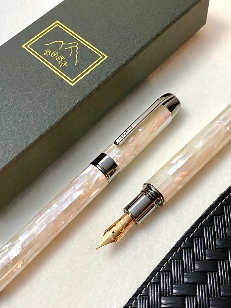 3952老山羊-大鹏湾 严选珍珠母贝 玫瑰金钢尖系列钢笔 - 钢笔 - 其他材质 