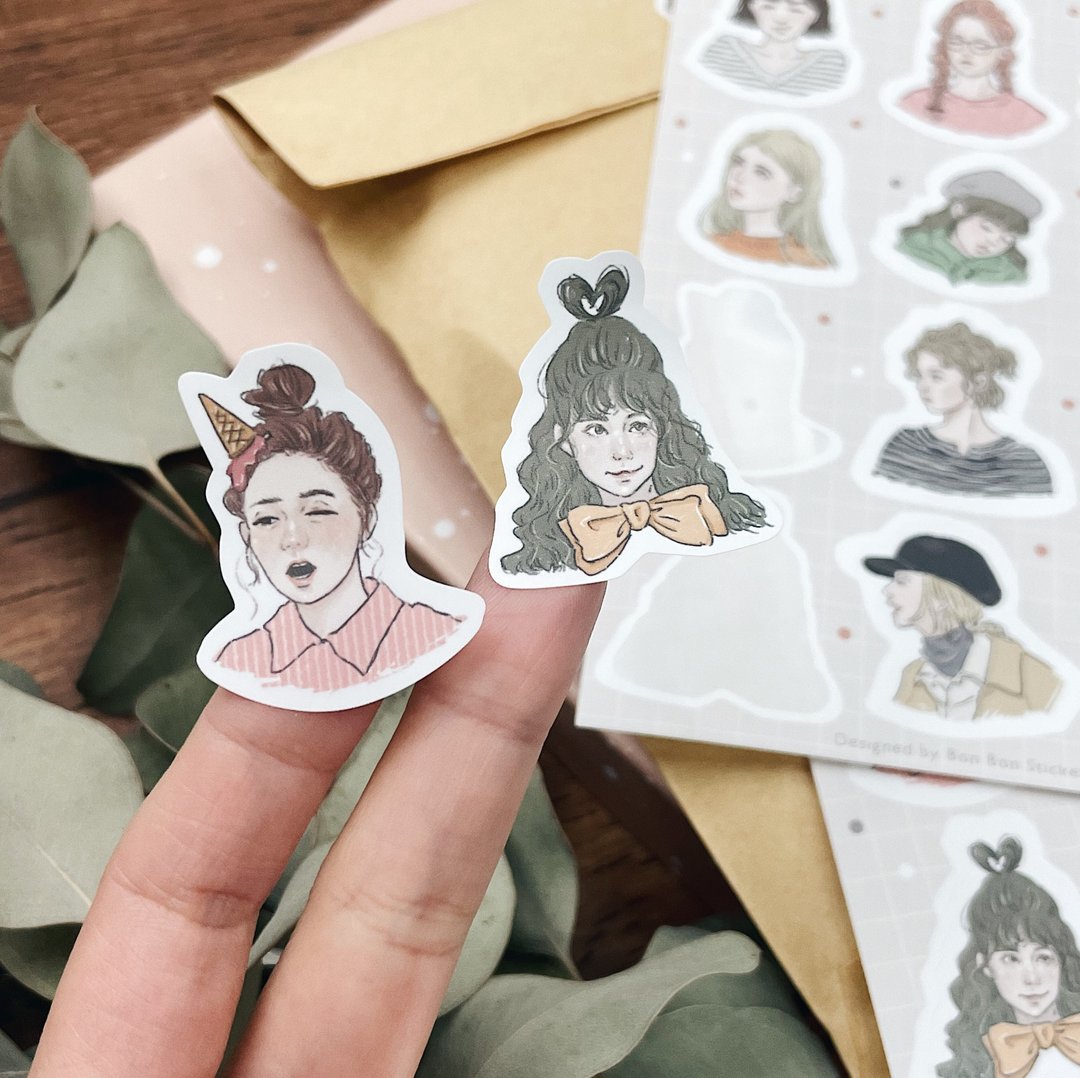 割型雾膜贴纸-女孩大头贴 2入 - 贴纸 - 纸 