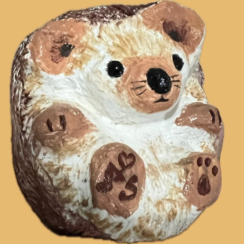 宠物刺猬泥公仔 恩华泥宠 刘恩雨/邱秀华设计 - 摆饰 - 粘土 卡其色