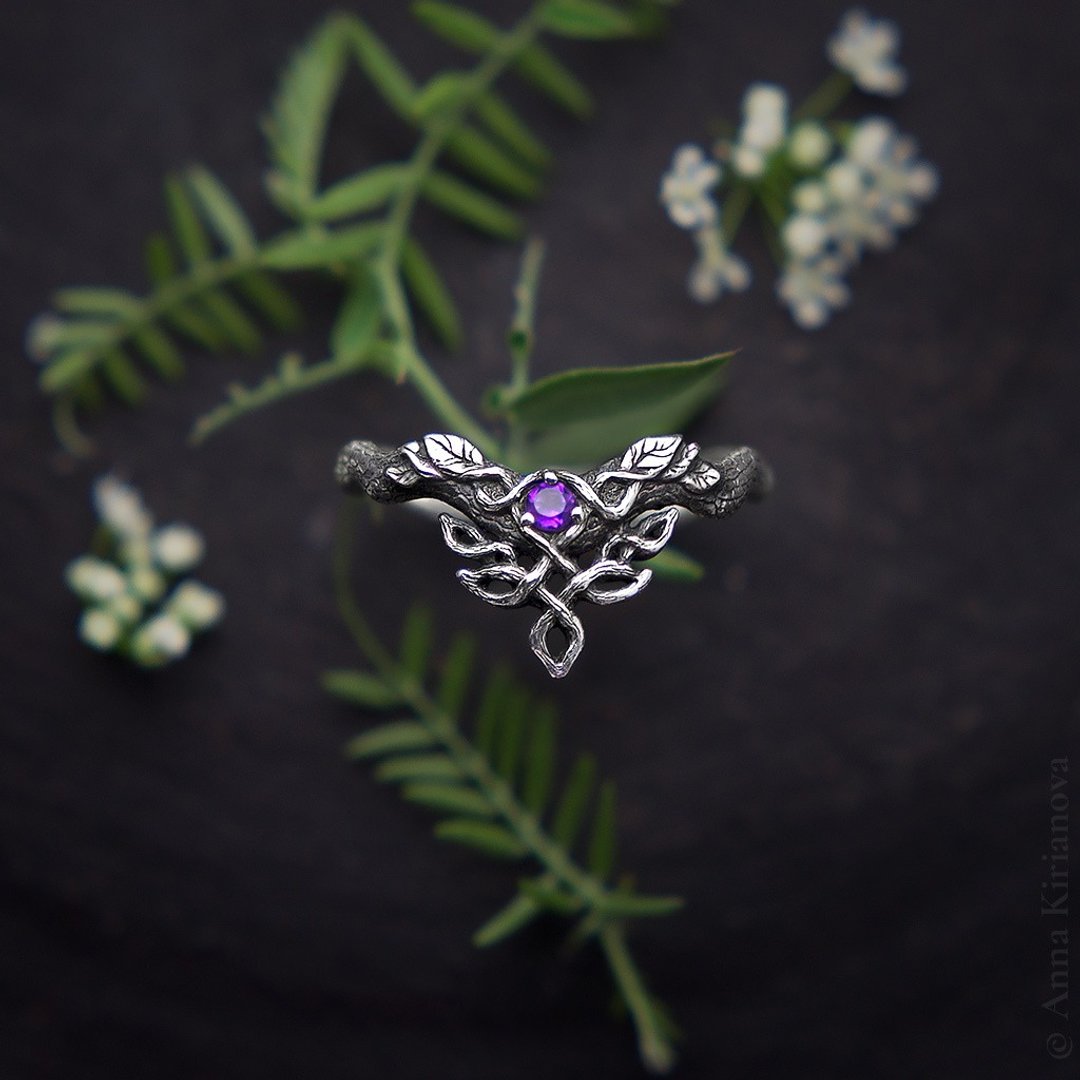 Leaf and Vine Ring with Amethyst - 戒指 - 纯银 银色