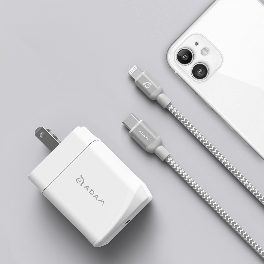 ADAM 亚果元素 OMNIA F1  PD / QC 3.0  极速充电快充组 - 充电宝/传输线 - 塑料 白色