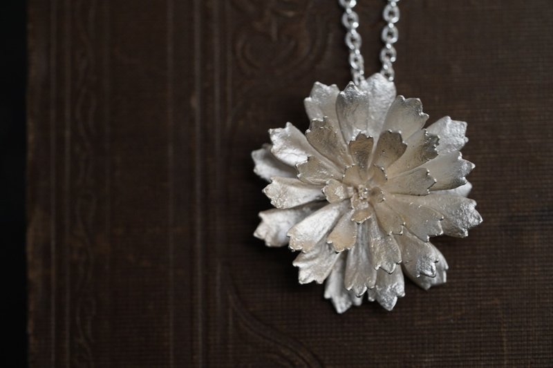 925银塔利亚吊坠 (不含项链) - 项链 - 纯银 