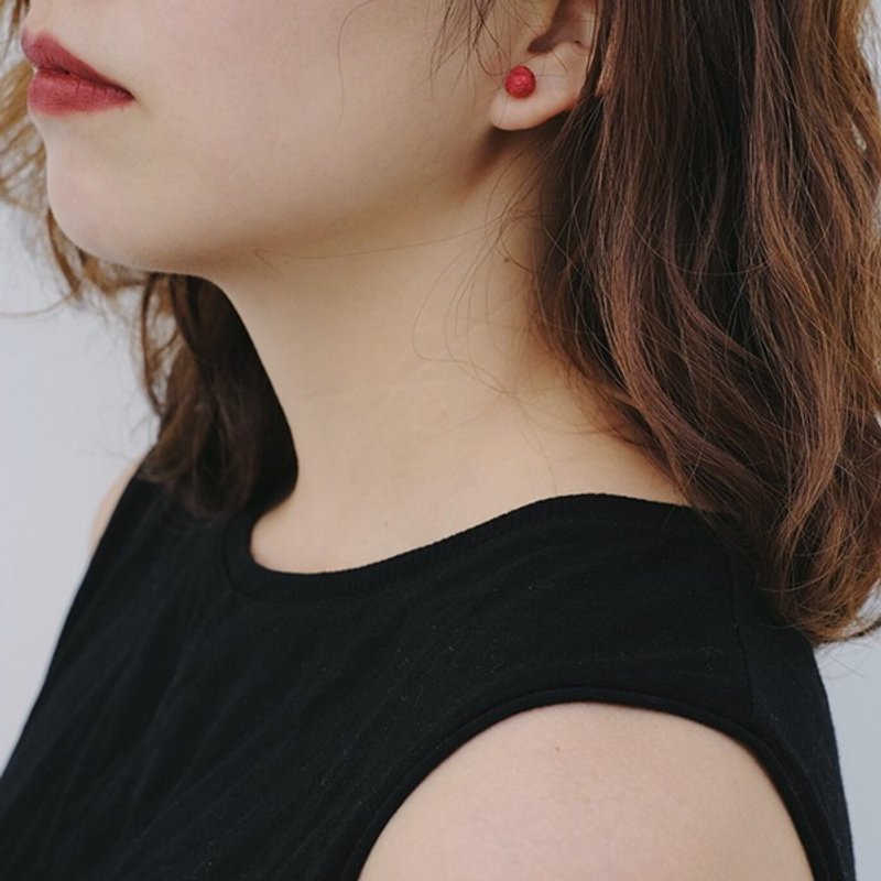 绣球耳环 - 耳环/耳夹 - 绣线 红色