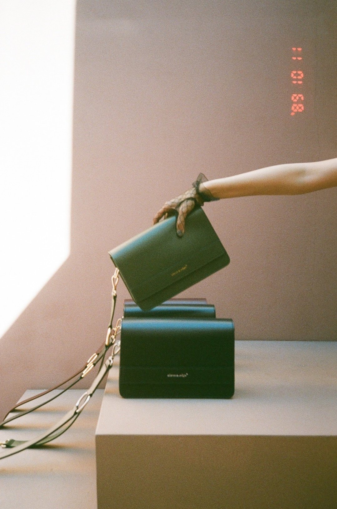 CLASSY EDGE 2.0 (Jade) - 手提包/手提袋 - 人造皮革 绿色