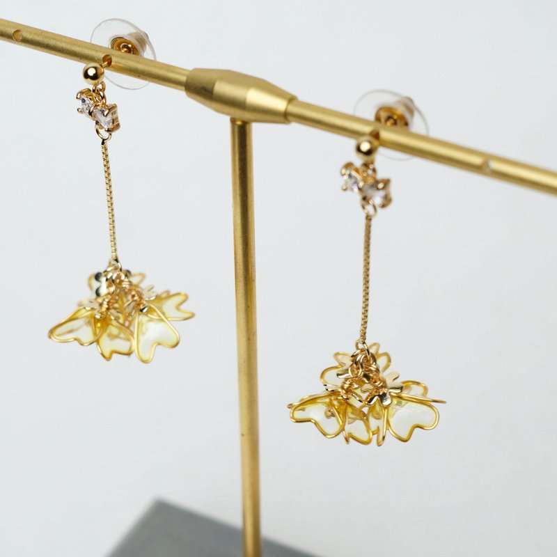 树脂耳环-蝴蝶结小彩球(黄色)-(耳针/耳夹) - 耳环/耳夹 - 树脂 黄色