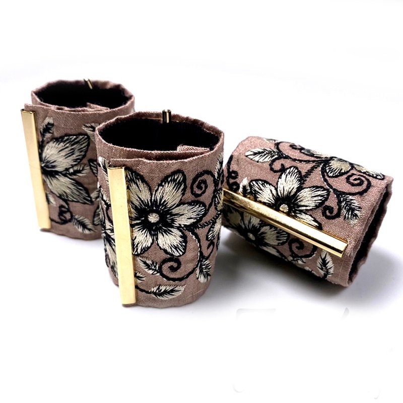 [Pony Hook] UHR-261 Indian Embroidery Spring Easy to install Just put it on your ponytail Hair Accessory - 发饰 - 绣线 粉红色