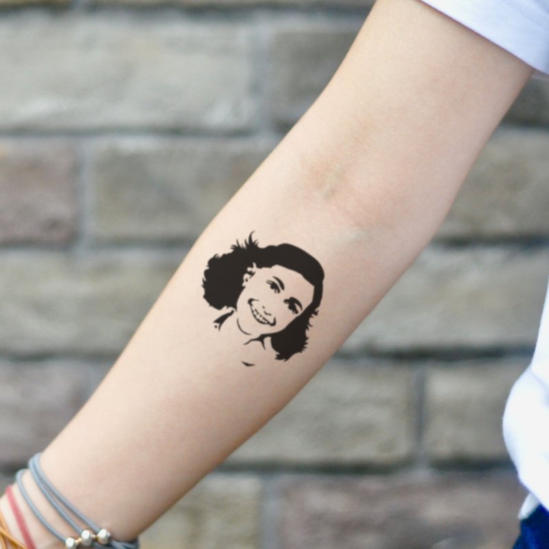 OhMyTat 安妮 弗兰克 Anne Frank 刺青图案纹身贴纸 (2 张) - 纹身贴 - 纸 黑色