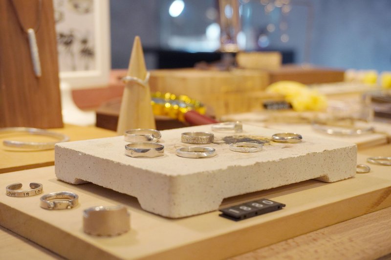 可镶嵌钻石/多角切面款/婚戒一人体验方案 - 金工/饰品 - 纯银 