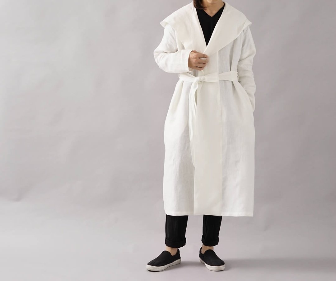wafu - 純亞麻外套 Midweigth Linen Robe Coat with Hood / White h009a-wht2 - 女装休闲/机能外套 - 亚麻 白色