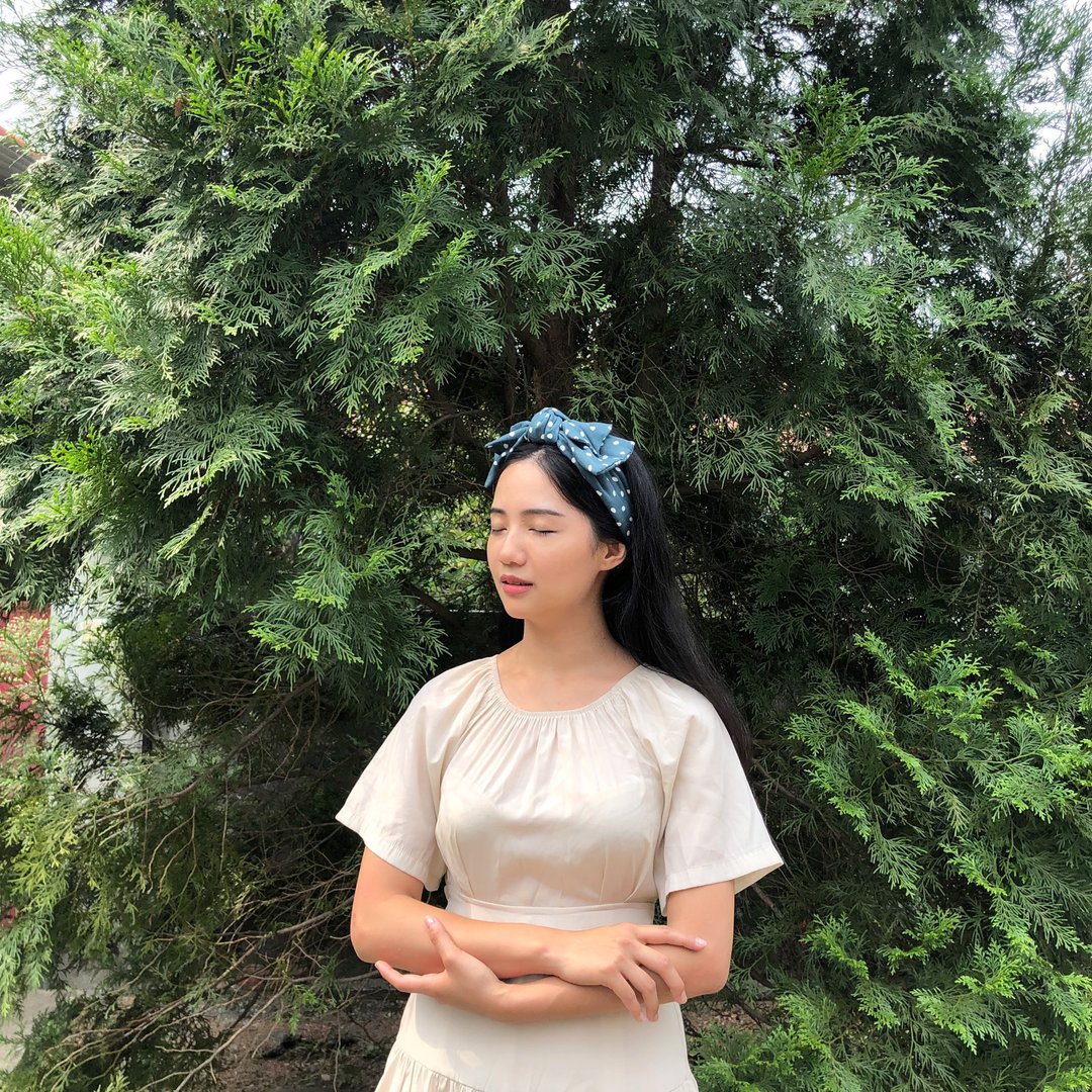 郁郁 孔雀蓝水玉 二重纱 双层 / 大蝴蝶扭结发带 ggoomstudio - 发带/发箍 - 棉 蓝色