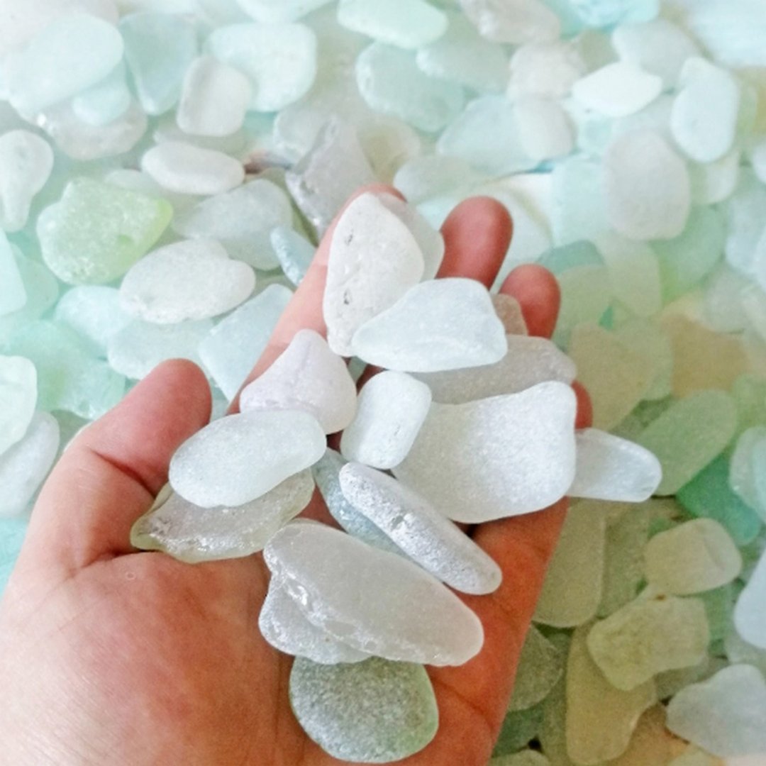 White Sea glass bulk for decor.Large sea glass.White Beach glass for Wind chime - 陶艺 - 玻璃 白色