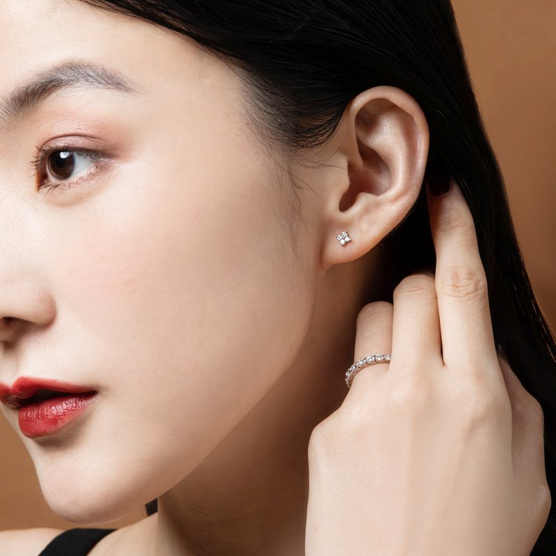 京华钻石 轻珠宝钻石耳环 极星 18K 共0.16克拉 - 耳环/耳夹 - 钻石 