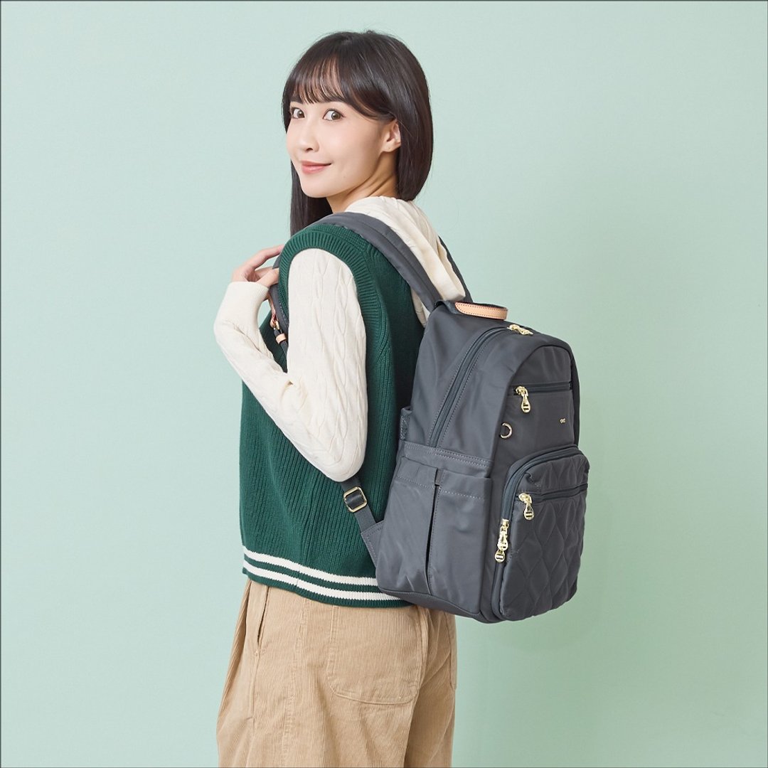 必 BUY 葫芦纹旅行后背包 (大款)23336 莫兰迪灰 - 后背包/双肩包 - 尼龙 灰色