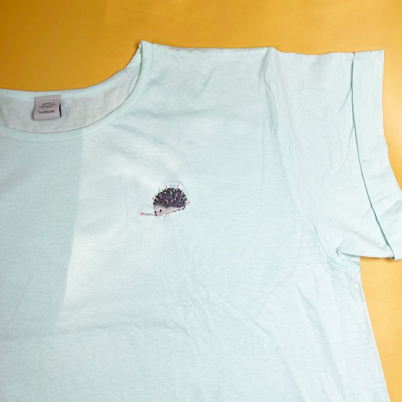 刺猬针山刺绣 T 恤 女款 F 尺寸 Tcollector - 女装 T 恤 - 棉．麻 蓝色