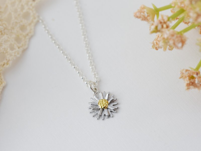 春天的小雏菊 | 纯银项链 K金 白K 女款 花朵 手工银饰 - 项链 - 纯银 银色